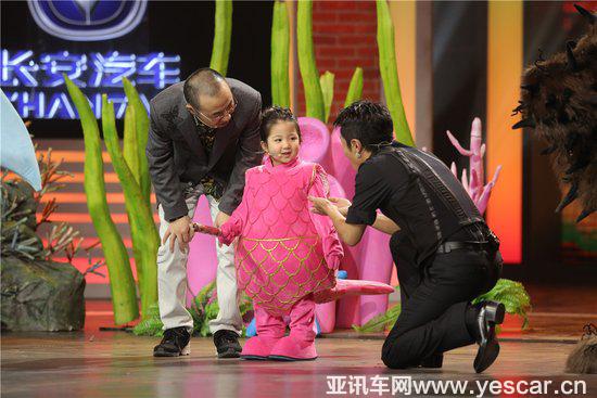 刘涛再展歌喉，《欢乐中国人》打造萌娃攻势