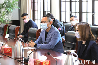 沃尔沃向上海志愿服务公益基金捐赠物资用于抗疫一线347.png
