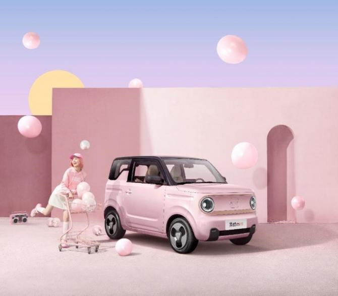 微型电车吉利熊猫mini正式上市 3.99万元认养回家-图2